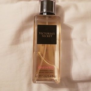 VS Heavenly Body Spray